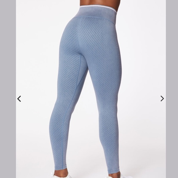 SOUL BY SOULCYCLE - Mineral Wash Miles and Miles Legging NEW (with tags) size L - Picture 3 of 8